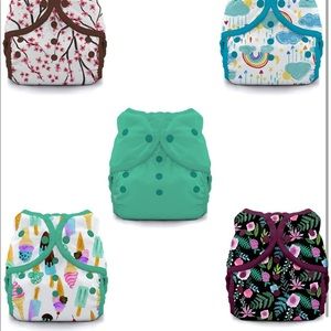 New Thirsties Newborn Cloth Diapers NWT